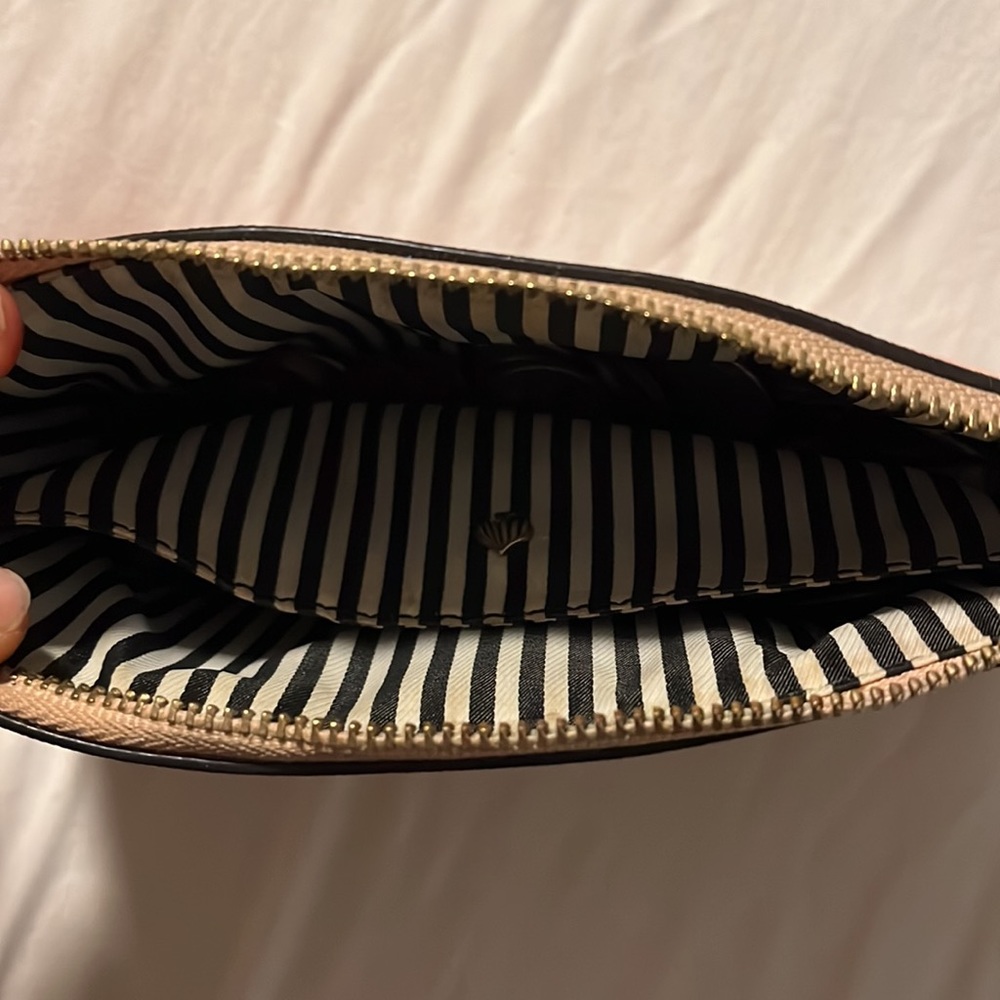 Wristlet - Picture 3 of 3